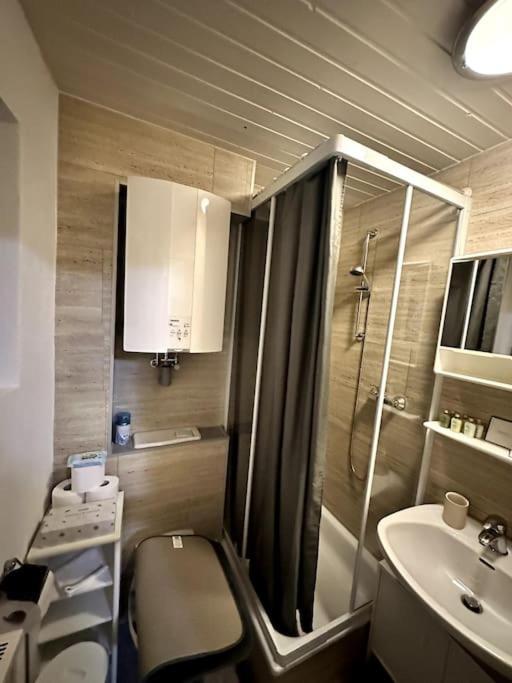 Small Studio For Two - Ferienwohnung Fuer Zwei Bad Reichenhall Buitenkant foto